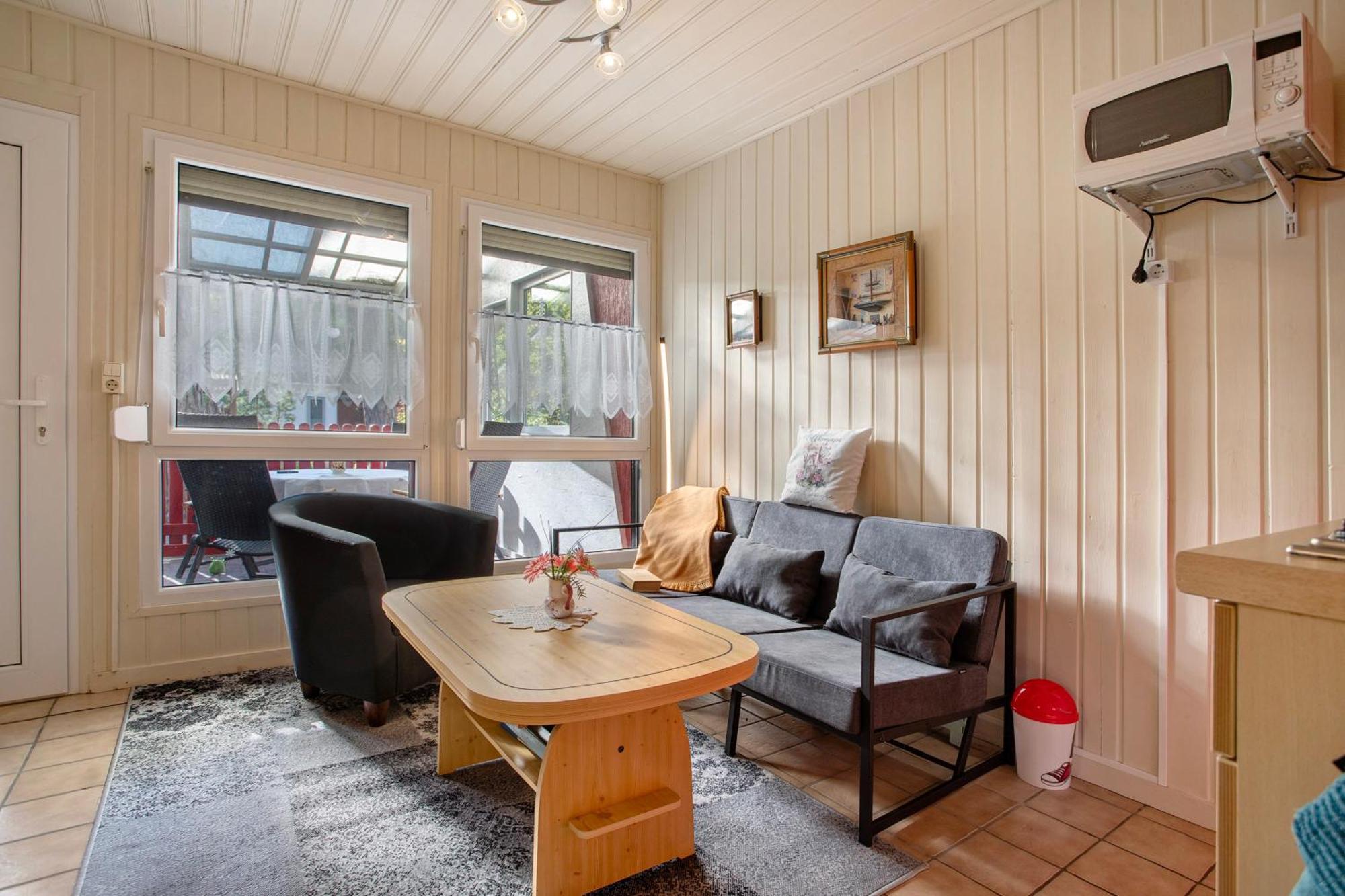 Bungalow Am Stettiner Haff Ueckermünde Exteriör bild